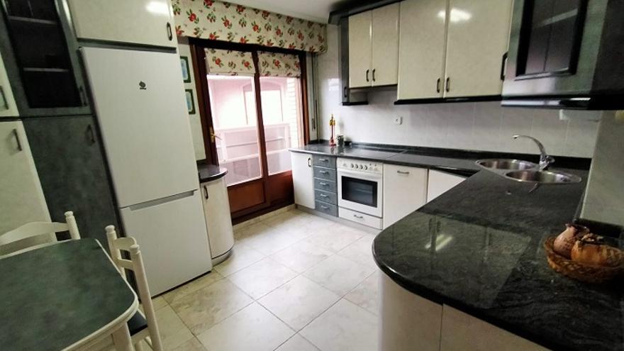 Venta de dúplex de 4 dormitorios en Santurtzi.