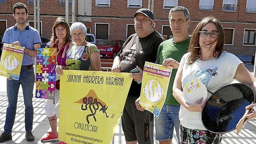 La presentación fue en la plaza Zumalakarregi.