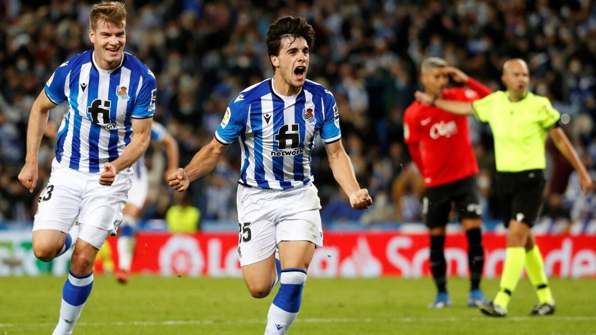 Julen Lobete celebra su gol frente al Mallorca la pasada campaña