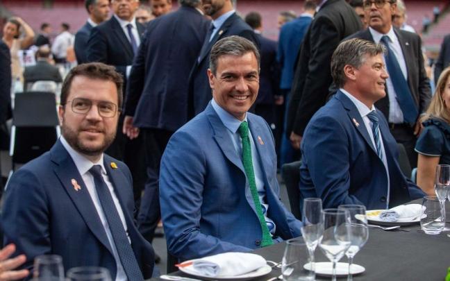 Es la primera reunión entre Sánchez y Aragonés tras Pegasus, aunque ambos ya han coincidido en varios actos. Es la primera reunión entre Sánchez y Aragonés tras Pegasus, aunque ambos ya han coincidido en varios actos.