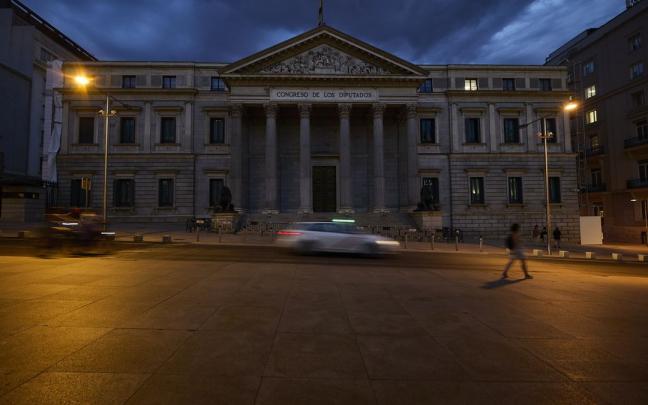 Fachada del Congreso de los Diputados, en Madrid. Fachada del Congreso de los Diputados, en Madrid.