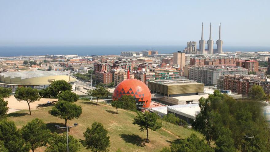 Badalona es una ciudad de aproximadamente 225.000 habitantes situada al norte de Barcelona.