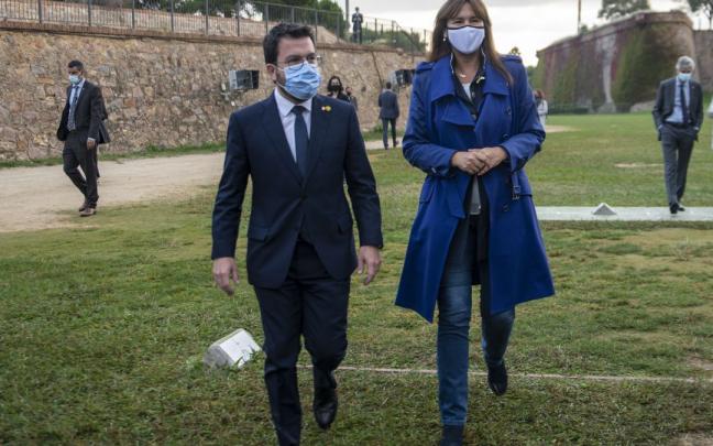 Pere Aragon&egrave;s y Laura Borr&agrave;s, en una imagen de archivo.