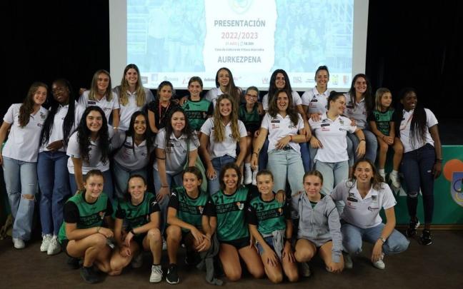 Presentación del equipo de balonmano femenino.