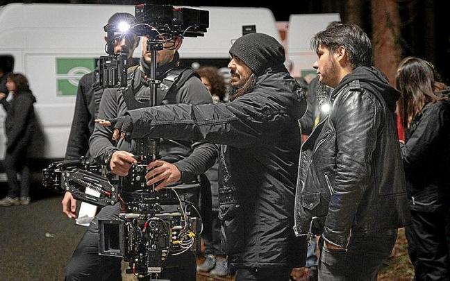 Rubi Rock junto a Paul Urkijo (coproductor de la obra a través de Ikusgarri Film) en un momento del rodaje de este fin de semana.