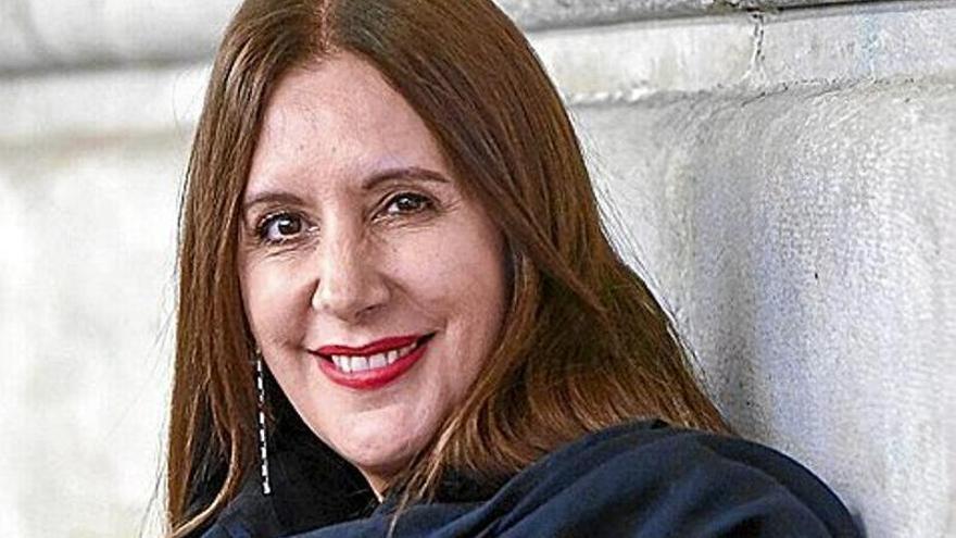 Dolores Redondo acaba de publicar 'Esperando al diluvio', que transcurre en el Bilbao de 1983.