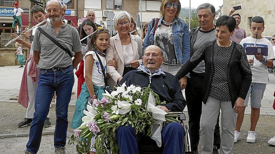 Florentino Etxabarri también estuvo acompañado de los suyos.