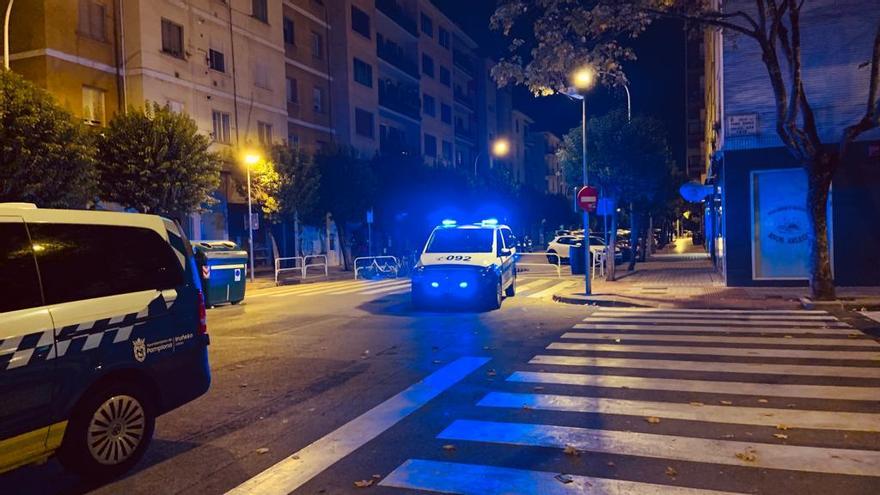 Patrullas de la Policía Municipal durante una intervención.