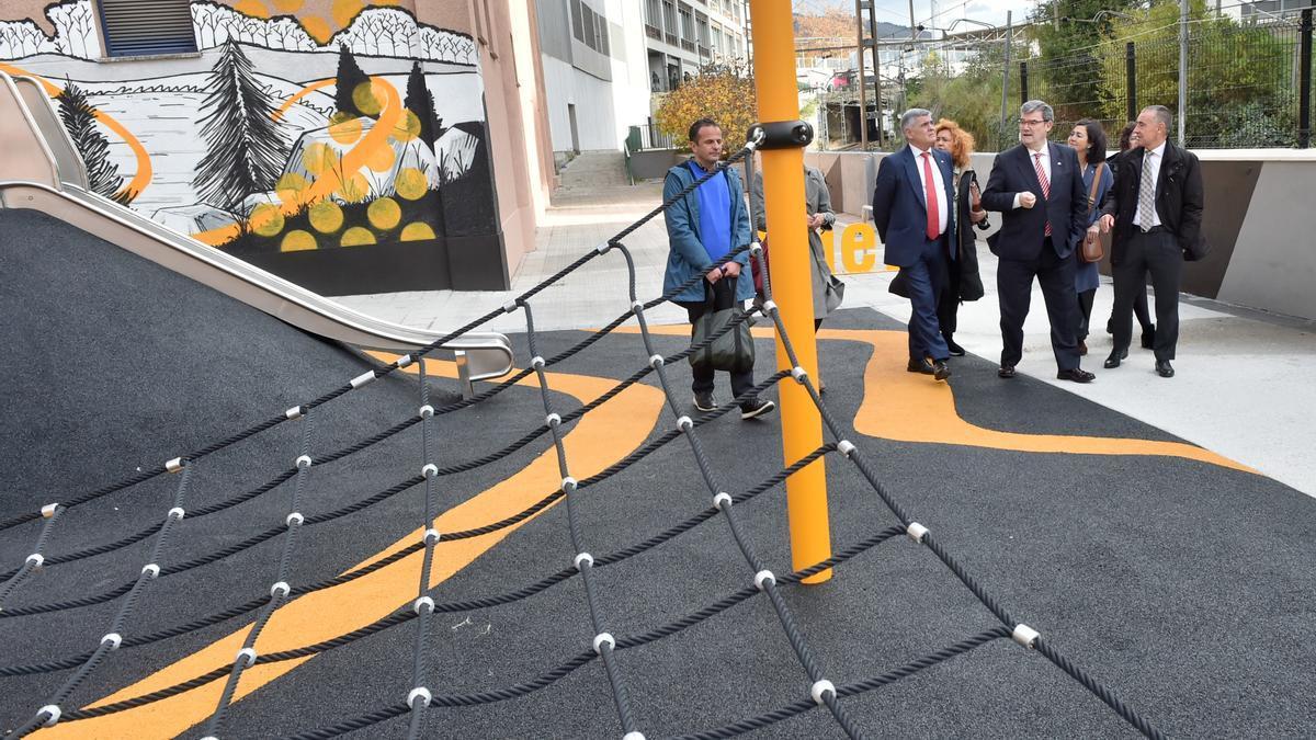 El nuevo parque ha aprovechado un solar que se encontraba en desuso