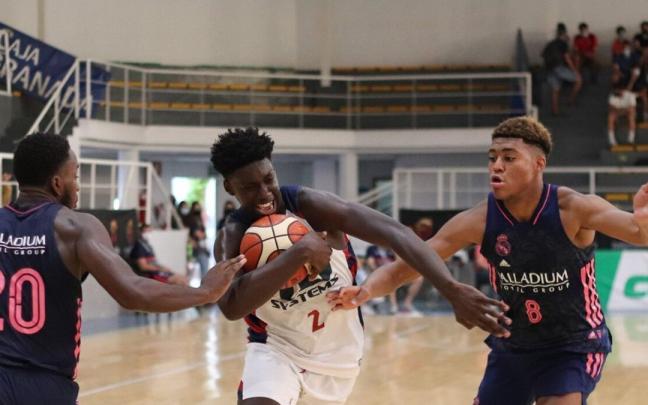 Cissoko, durante un partido con el filial del Baskonia
