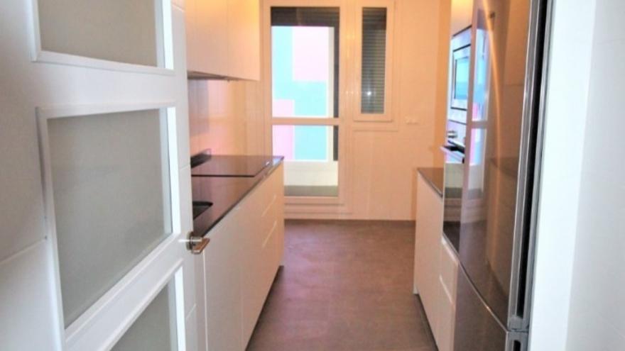 Venta de piso de obra nueva con garaje y trastero en Bilbao.