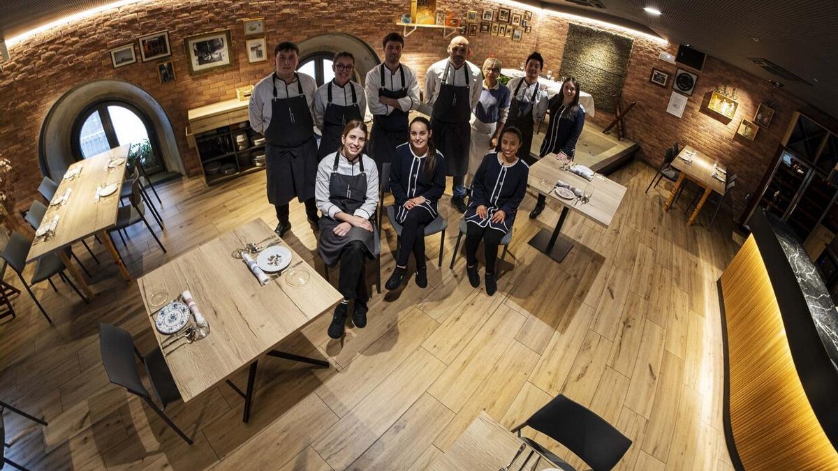 Equipo del restaurante Hamabi, en febrero.