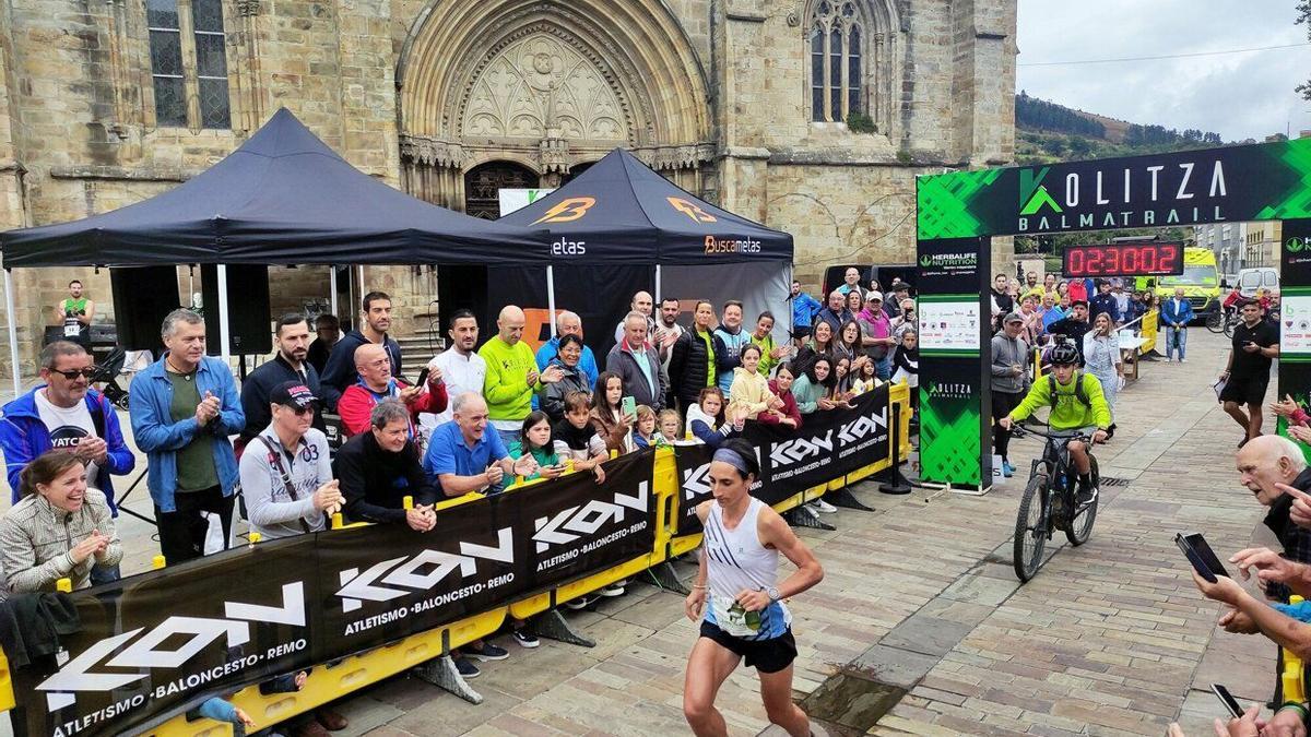 Oihana Kortazar, en la reciente carrera de Kolitza, que ganó con récord incluido.