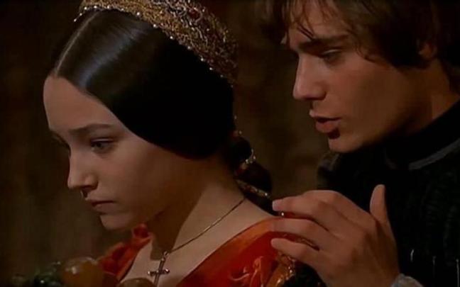 Olivia Hussey y Leonard Whiting en 'Romeo y Julieta' (1968).
