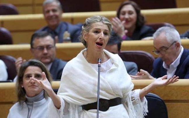 La ministra de Trabajo, Yolanda Díaz, durante su intervención en el Pleno del Senado de ayer. La ministra de Trabajo, Yolanda Díaz, durante su intervención en el Pleno del Senado de ayer.