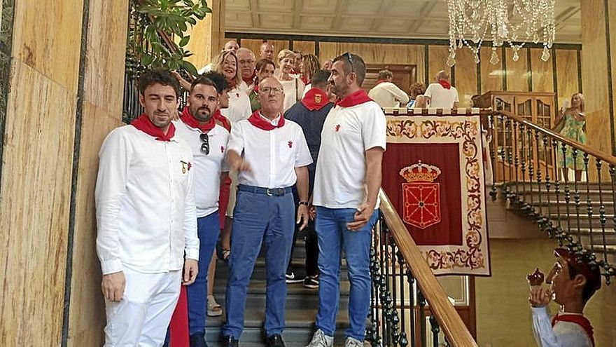 La delegación del PSN en Estella fue ayer numerosa.