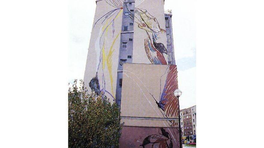 El mural de José Luis Álvarez Vélez ocupaba la fachada exterior del edificio