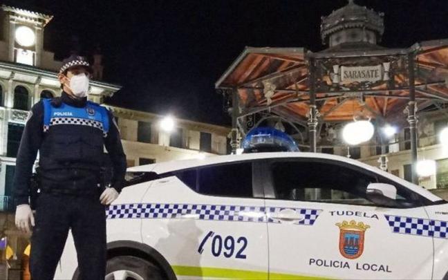 Imagen de un agente de la Policía Local de Tudela.