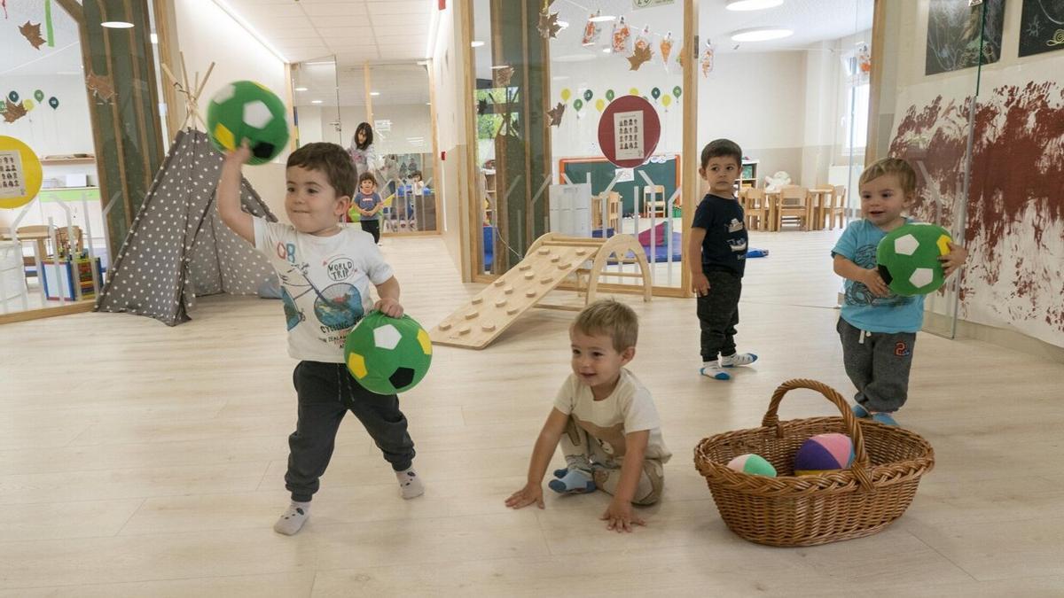 Los txikis del colegio San Prudencio estrenan nuevas aulas