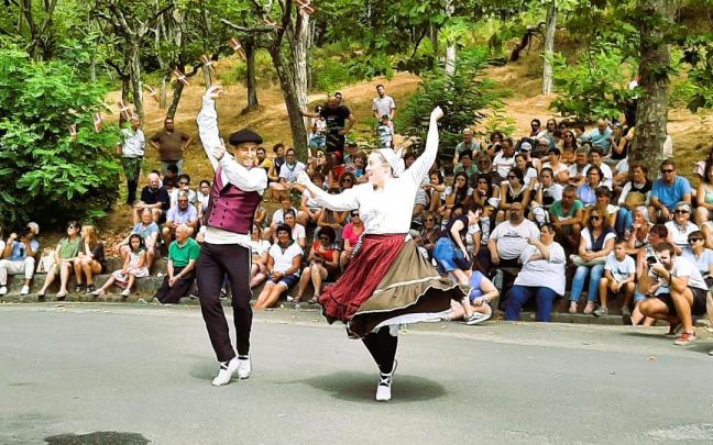 La XXXVII Feria Ganadera del Patrón de Amurrio reúne a 13 expositores con 106 ejemplares de alta calidad