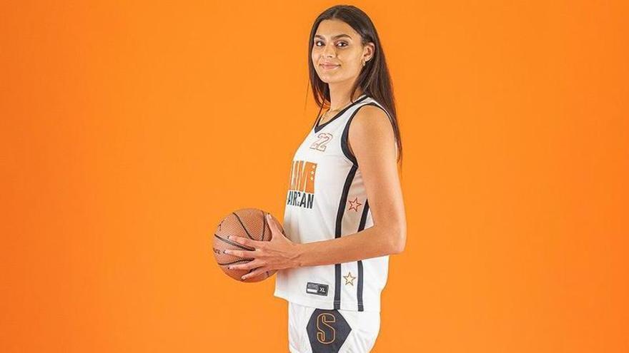 La hija de Andrew Betts ya ha sido internacional por su país en categorías inferiores