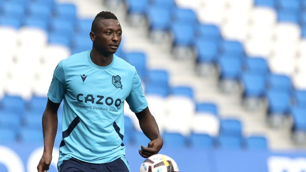 Sadiq Umar, durante un entrenamiento en Anoeta