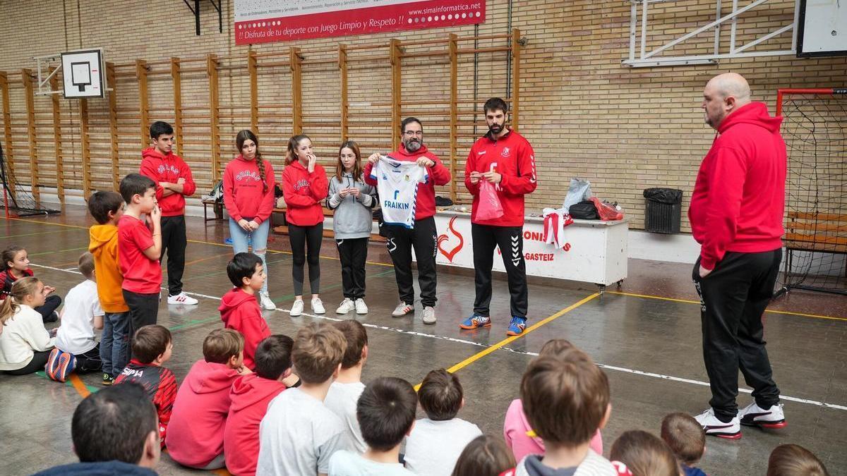 Pablo Larrumbide en las jornadas de tecnificación organizadas por Corazonistas