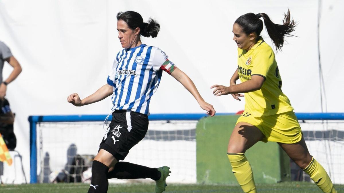 Míriam se dispone a dar un pase