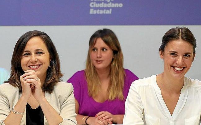 Ione Belarra e Irene Montero, ayer en el cónclave que celebró Podemos. | FOTO: E. P. Ione Belarra e Irene Montero, ayer en el cónclave que celebró Podemos. | FOTO: E. P.
