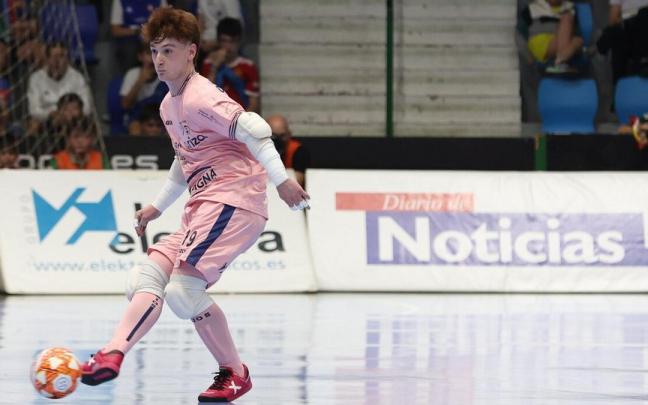 Oihan S&aacute;nchez debut&oacute; ante el C&oacute;rdoba tras la expulsi&oacute;n de Asier.