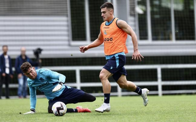 Ander Barrenetxea, en Zubieta durante el entrenamiento de este jueves.