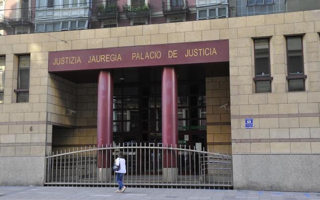El juicio se celebrará en la sala de lo Penal número 4 ubicada en la calle Buenos Aires El juicio se celebrará en la sala de lo Penal número 4 ubicada en la calle Buenos Aires