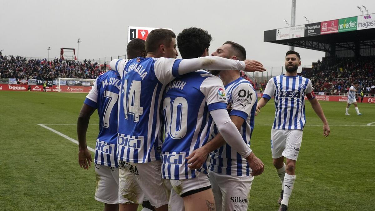 El Alavés celebra la victoria