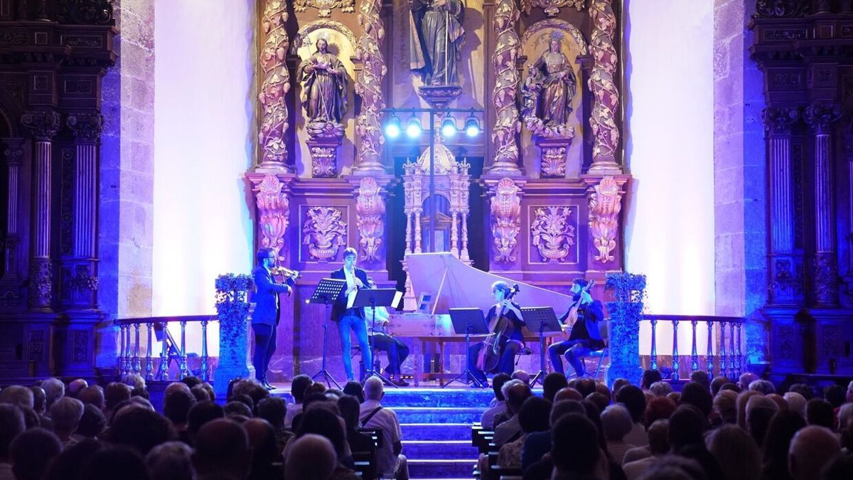 Concierto en Santa Klara, el antiguo convento de las clarisas en Zarautz, ahora en manos del Ayuntamiento