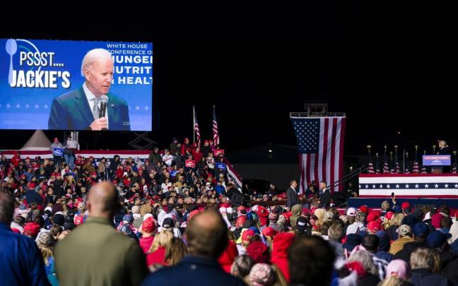 Biden durante un mitin a las elecciones de mitad de mandato.