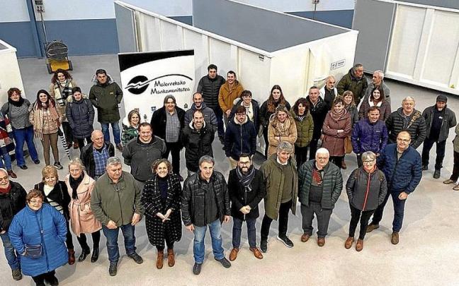 Autoridades y técnicos que participaron el viernes en la inauguración del Punto Limpio. | FOTOS: CEDIDAS Autoridades y técnicos que participaron el viernes en la inauguración del Punto Limpio. | FOTOS: CEDIDAS