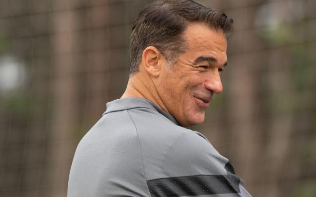 Luis Garc&iacute;a Plaza, en su primer entrenamiento con el Alav&eacute;s.