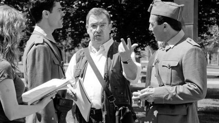 Pedro Olea durante el rodaje de 'La conspiraci&oacute;n' en Pamplona.