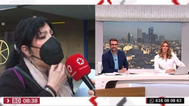 Amaya, la vecina de Móstoles que canta para protestar contra los ruidos, en Telemadrid Amaya, la vecina de Móstoles que canta para protestar contra los ruidos, en Telemadrid