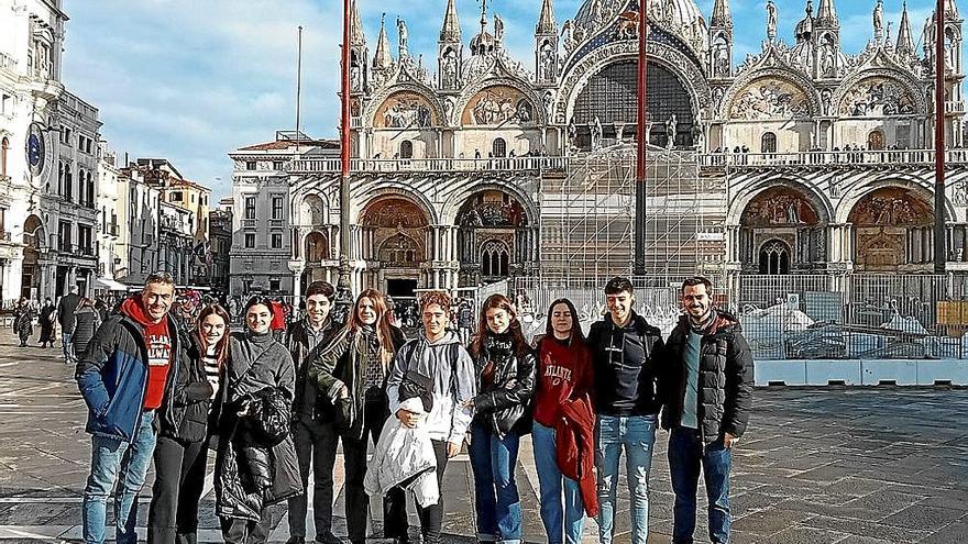 Los estudiantes del IES de Lodosa durante su viaje a Italia.