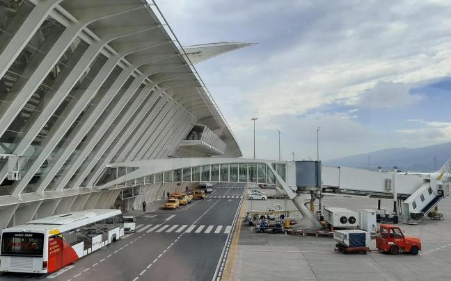 Instalaciones del aeropuerto de Bilbao.