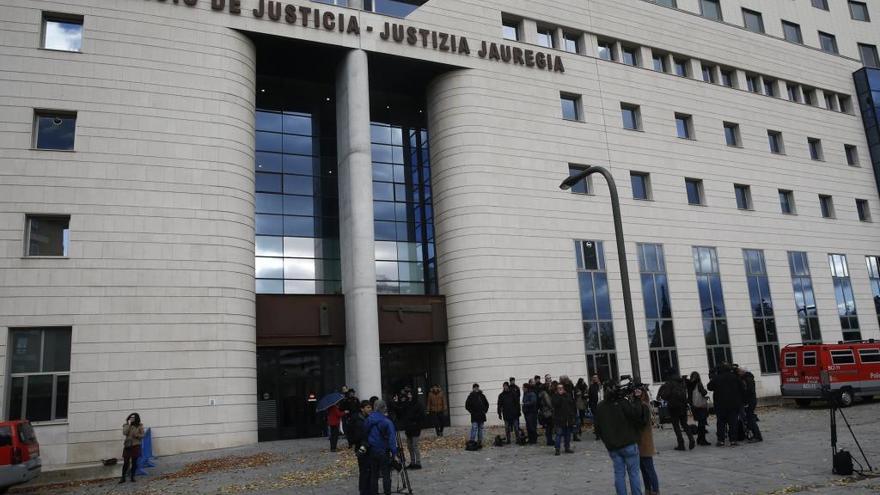 Exterior del palacio de Justicia de Navarra.