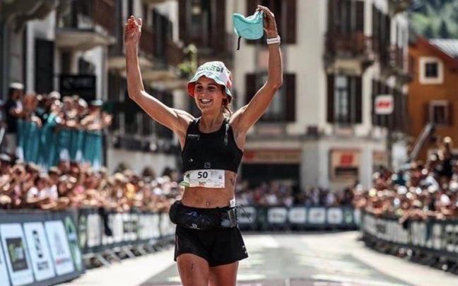 Sara Alonso entra vencedora en el maratón del Montblanc.