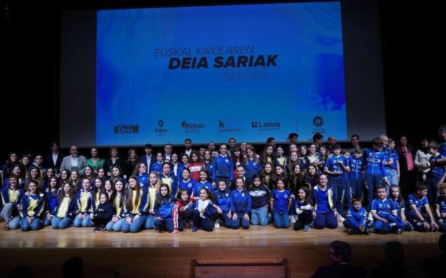 Todos los premiados en la gala DEIA Kirol Sariak Todos los premiados en la gala DEIA Kirol Sariak