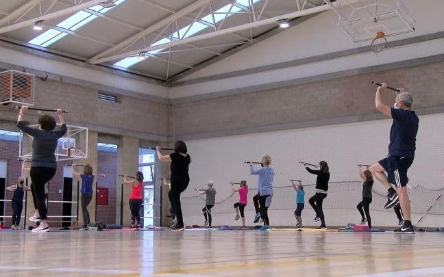 Participantes en uno de los cursos deportivos municipales