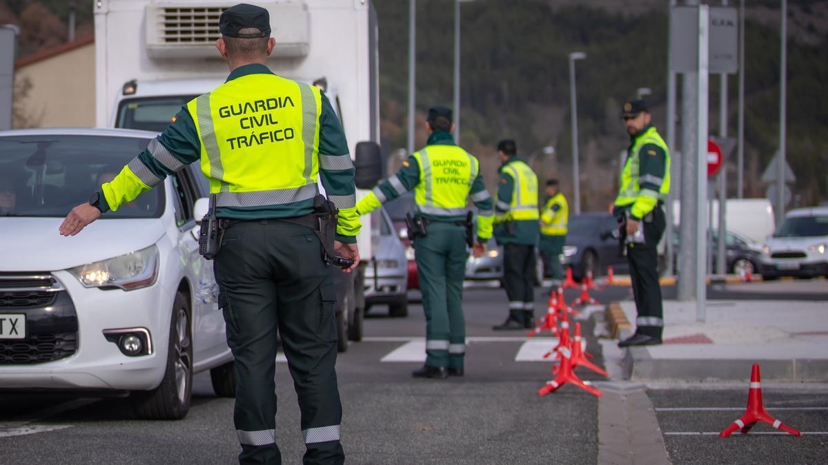 Control preventivo de la Agrupación de Tráfico de la Guardia Civil.