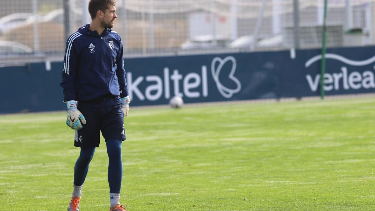 Aitor Fernández, durante un entrenamiento en Tajonar.