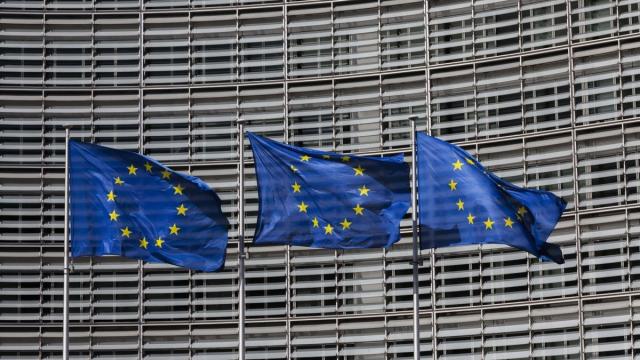La Euroc&aacute;mara reclama un aumento en el programa universitario.