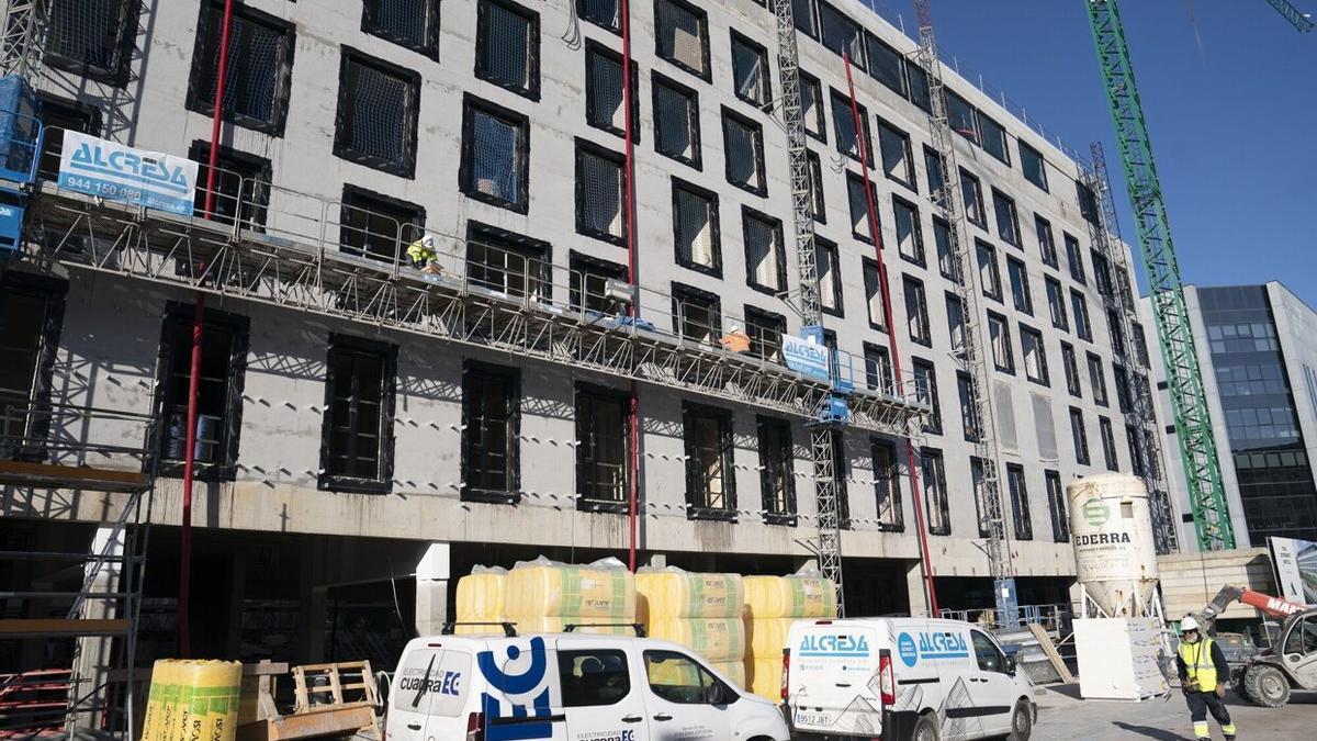 Imagen de las obras del nuevo hotel para estudiantes