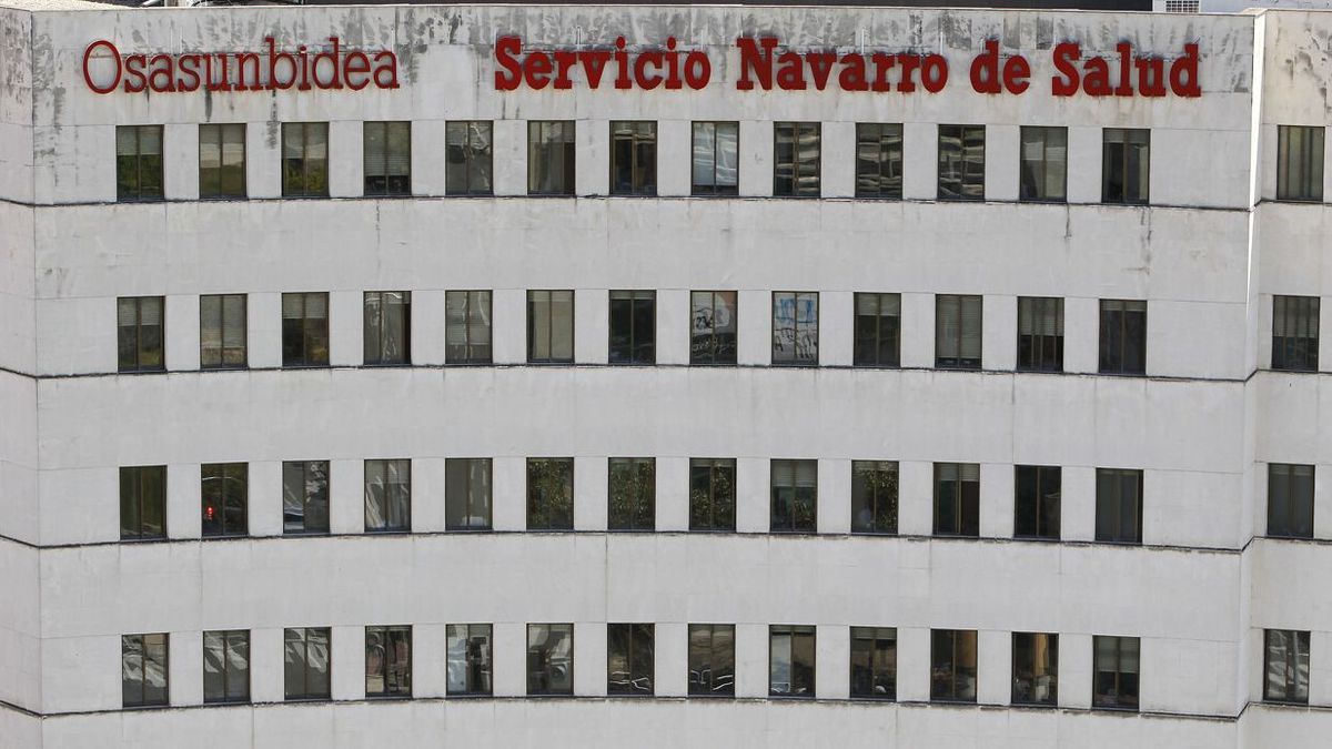 Fachada del edificio de Osasunbidea en la Plaza de la Paz